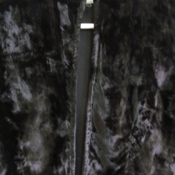 Asos Black Velour Long Sleeve Shorts Romper - Picture 6 of 8